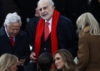 Famed activist investor Carl Icahn promises a ‘reset’ as his company’s shares plunge as much as 37%