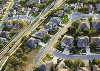 Institutional buyers won’t stay on the housing market sideline forever: ‘this is temporary’