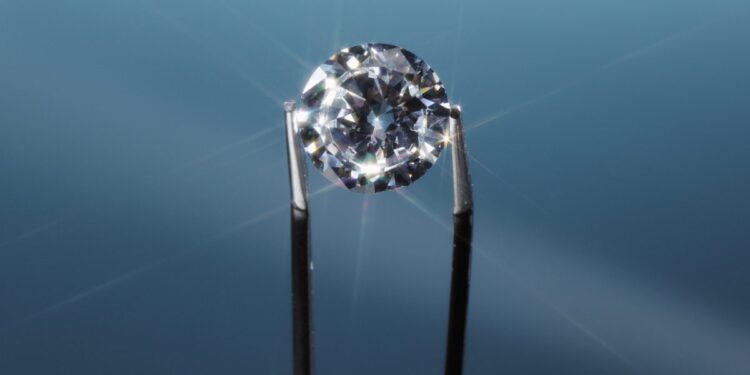 Diamond demand is falling so fast—courtesy lab-grown stones—De Beers is cutting some prices by more than 40% Diamond demand is falling so fast—courtesy lab-grown stones—De Beers is cutting some prices by more than 40%