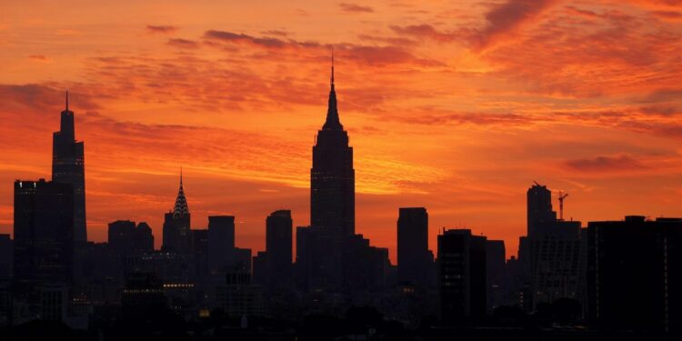 Sorry, California and New York: Your personal income fell for the first time since 2009