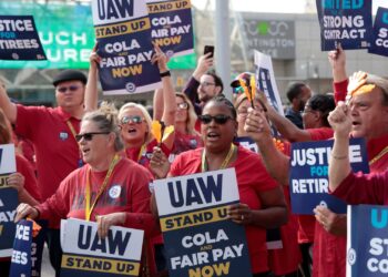 UAW strike: Biden, Trump seek blue-collar votes in swing state Michigan