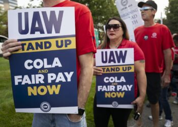 UAW targets 38 facilities at GM and Stellantis for expanded strikes, skips Ford