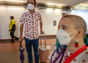 When to wear masks as Covid cases rise, new variants emerge in the U.S.