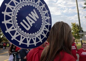 With deadline looming, autoworkers union says it’s ready to strike ‘in a way they have never seen before’