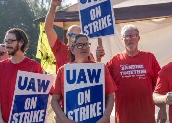 Big 3 carmakers paid their CEOs  billion since 2010 and now say they can’t afford to pay striking workers what they’re demanding