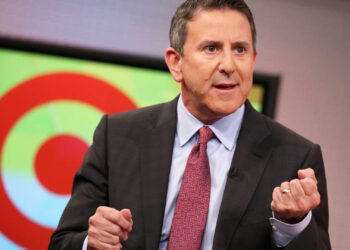 Target CEO meets with Biden as the company — and the White House — try to figure out U.S. consumers