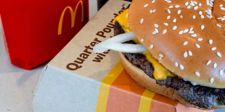McDonald’s to invest more than 0 million to speed up recovery after E. coli outbreak McDonald’s to invest more than 0 million to speed up recovery after E. coli outbreak