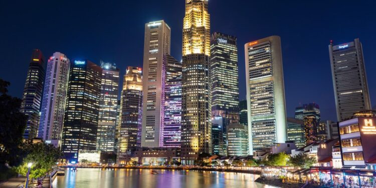 Trump’s victory could make life harder for Hong Kong—and that may be good news for Singapore’s banks Trump’s victory could make life harder for Hong Kong—and that may be good news for Singapore’s banks