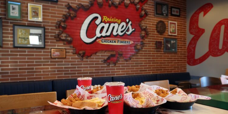 From Chili’s to burger chains, here are the restaurant industry winners and losers in 2024