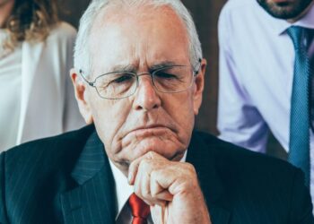 Rich boomers refusing to retire are throwing a wrench into the  million Great Wealth Transfer, HSBC warns