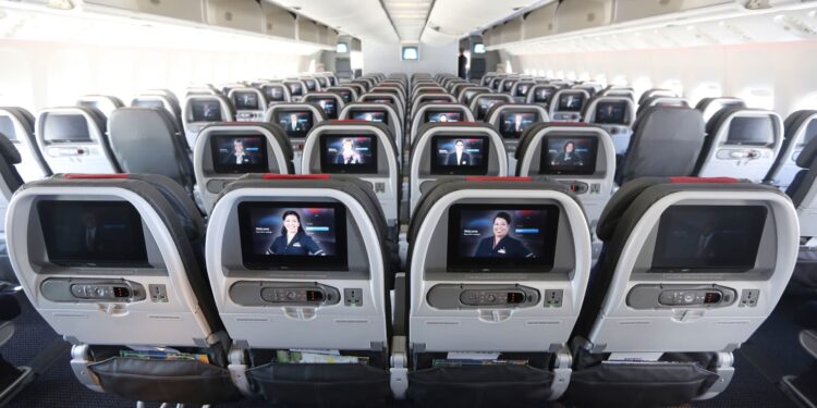 American Airlines to start testing free inflight Wi-Fi