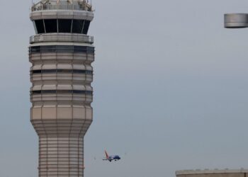 FAA to restrict helicopter traffic around D.C. airport after fatal airplane collision