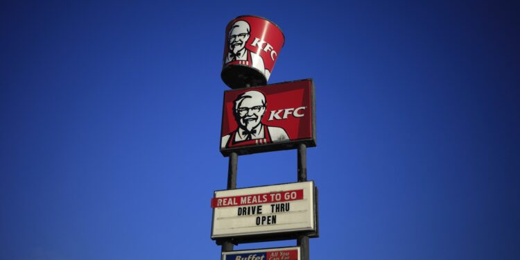 KFC moves U.S. headquarters from Kentucky to Texas KFC moves U.S. headquarters from Kentucky to Texas