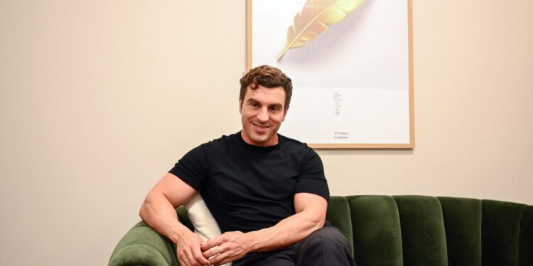 Airbnb’s new app for ‘services’ is getting shot down by critics — here’s why CEO Brian Chesky should be thrilled