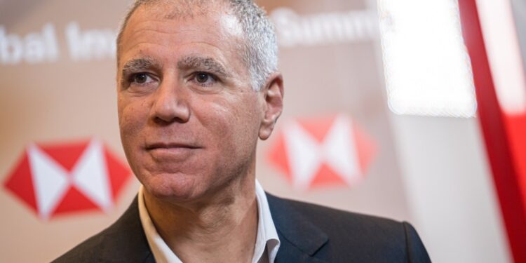 HSBC’s return-to-office push risks denting CEO’s savings plan HSBC’s return-to-office push risks denting CEO’s savings plan