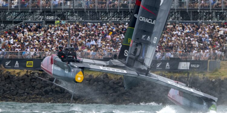 SailGP launches sports betting with DraftKings and Bet365