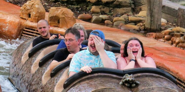 Disney adults (and other theme park lovers) get their own dating app with Single Riders