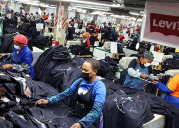 Levi Strauss raises sales guidance, says it will absorb some tariff costs for now