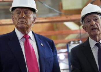 Trump jokes about firing Jerome Powell to his face during Fed visit