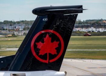 99.1% of Air Canada flight attendants vote against wage offer that union and airline agreed on, but flights will continue 99.1% of Air Canada flight attendants vote against wage offer that union and airline agreed on, but flights will continue