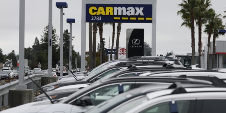 CarMax stock plummets 20% following ‘challenging’ quarter CarMax stock plummets 20% following ‘challenging’ quarter
