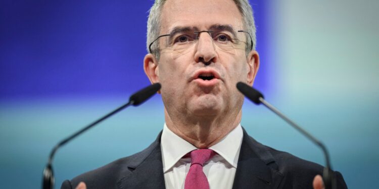 Nestlé picks insider to replace CEO fired over affair Nestlé picks insider to replace CEO fired over affair