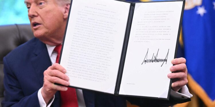 Trump’s billionaire backers will now ‘actually control’ Tiktok’s algorithm, JD Vance says | Fortune Trump’s billionaire backers will now ‘actually control’ Tiktok’s algorithm, JD Vance says | Fortune