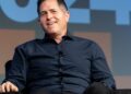 Michael Dell founded his billion company—once the largest PC maker—as a 19-year-old in his college dorm. Here’s his secret to making it big | Fortune Michael Dell founded his billion company—once the largest PC maker—as a 19-year-old in his college dorm. Here’s his secret to making it big | Fortune