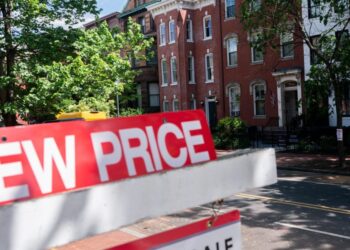 More than half of U.S. homes have dropped in value over the last year — and nearly all houses in these cities have seen losses | Fortune