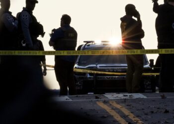 Trump orders new immigration curbs as FBI probes guard shooting | Fortune