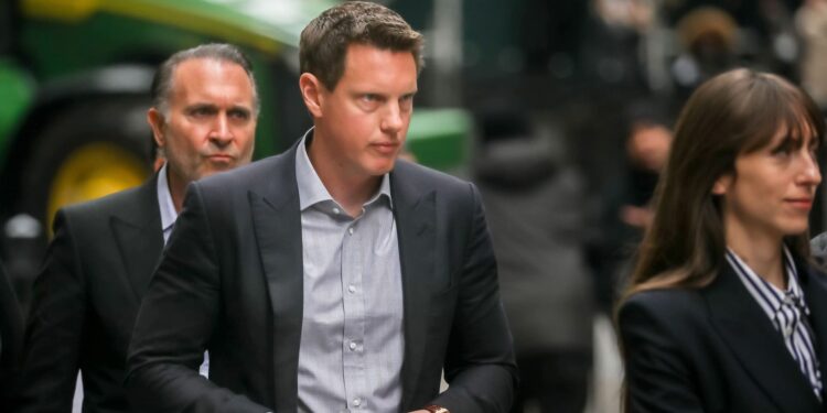 Paramount Skydance launches hostile bid for WBD ‘to finish what we started,’ CEO Ellison tells CNBC Paramount Skydance launches hostile bid for WBD ‘to finish what we started,’ CEO Ellison tells CNBC