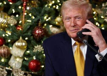 Trump Mobile says it’s delaying its first-ever smartphone, and the government shutdown is to blame | Fortune