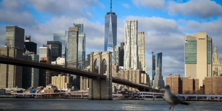 Bridgewater, D.E. Shaw among top hedge fund gainers of 2025 | Fortune