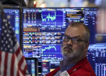 Crude oil prices rise after Maduro ouster as Wall Street braces for a big week that will put the U.S. economy back on Trump’s radar | Fortune Crude oil prices rise after Maduro ouster as Wall Street braces for a big week that will put the U.S. economy back on Trump’s radar | Fortune