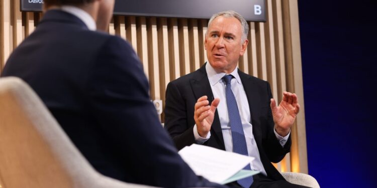 Ken Griffin says America has been sent an ‘explicit warning’ from the bond market that it’s time to get the national debt in order | Fortune Ken Griffin says America has been sent an ‘explicit warning’ from the bond market that it’s time to get the national debt in order | Fortune