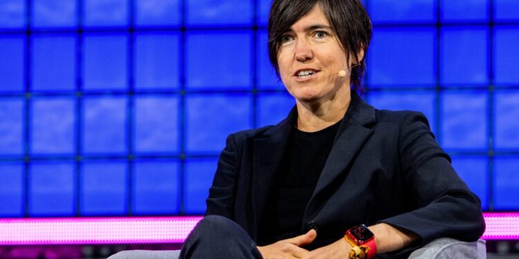 Self-driving startup Waabi raises up to  billion and partners with Uber to deploy 25,000 robotaxis | Fortune