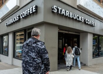 Starbucks plots the next phase of its turnaround with new drinks, loyalty program tweaks