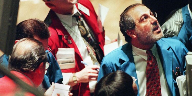 Software selloff giving you deja vu? We’ve been here before, says Deutsche Bank, when the dotcom bubble began to burst | Fortune