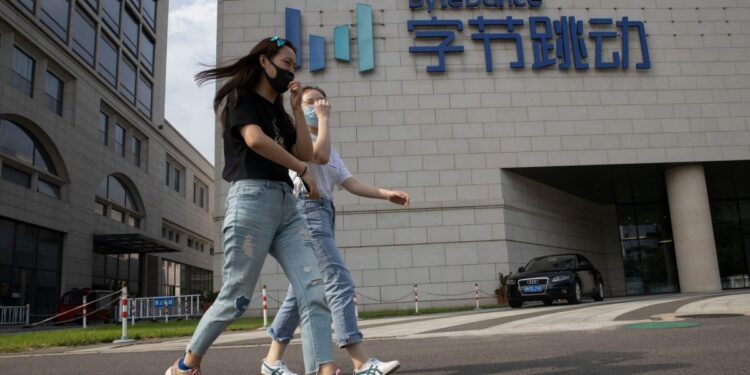 Top Hollywood screenwriter warns TikTok’s new tool is at the gates: ‘I hate to say it. It’s likely over for us’ | Fortune