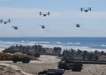 As Trump eyes climactic battle for Hormuz, he could give Iran a ‘taste of their own medicine’ with a naval blockade that implodes the economy | Fortune