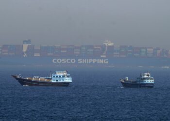 China suppliers warn of higher prices for Americans due to Strait of Hormuz closure