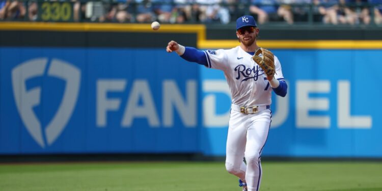 Credit card delinquencies among millennials and Gen Z have soared because of sports betting—even in states where it’s illegal, new Fed study finds | Fortune