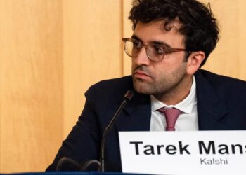 Early Kalshi employees raising up to  million for a prediction market VC fund with backing from the CEOs of both Kalshi and Polymarket | Fortune