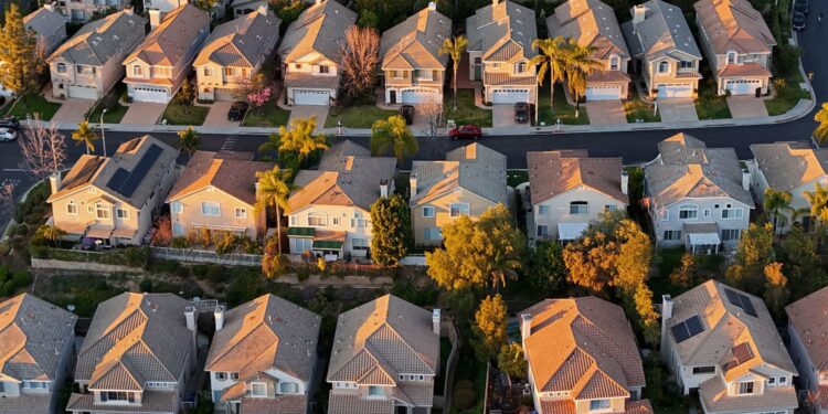 Mortgage rates surge to highest since September, hitting spring housing market
