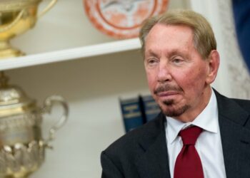 Oracle under pressure from more than 0 billion in debt and massive layoffs   | Fortune