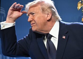 Trump’s economy was already exploding the national debt before his  billion-a-day war in Iran. Analysts warn about what’s next | Fortune