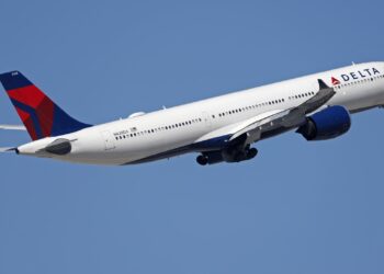 Delta CEO says airline will ‘meaningfully’ cut growth plans, sees 0 million boost from its refinery