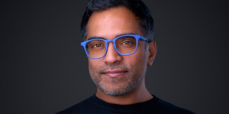 From three-person startups hitting 0K ARR to Meta’s CEO avatar project, AI agents are reshaping what a “team” looks like. | Fortune