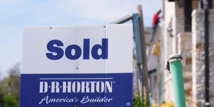 Trump’s White House: America is short 10 million houses | Fortune Trump’s White House: America is short 10 million houses | Fortune