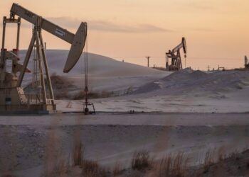 U.S. oil producers aren’t coming to the rescue despite high prices as mistrust and chaos hit outlook. The ‘market is being manipulated’ | Fortune